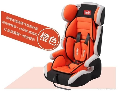 感恩车载儿童安全座椅 守护儿童出行的安全卫士